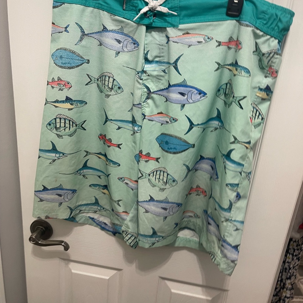 Playful Green Fish Pattern Board Shorts - Picture 2 of 15